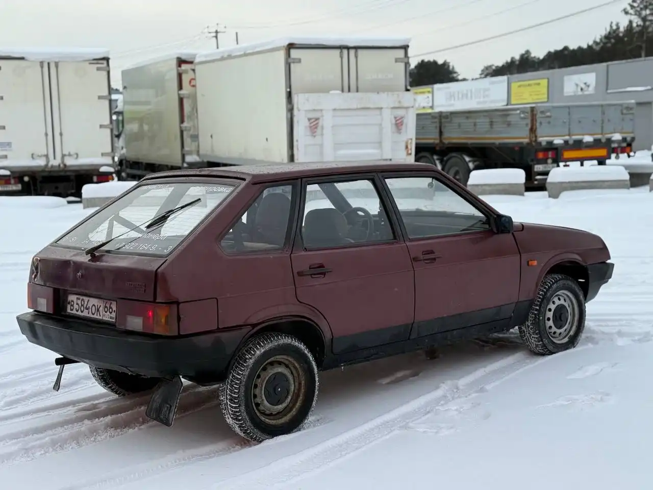 ВАЗ 2109 «Вишневый леденец» в идеальном состоянии