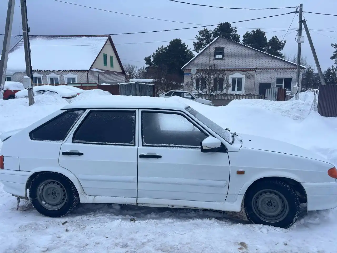 ВАЗ 2114 2011 года выпуска