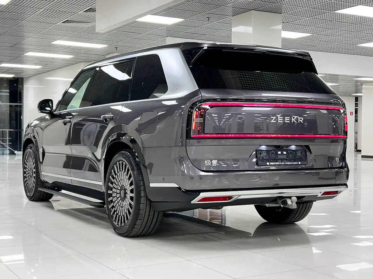 Zeekr 9X 2025 года с уникальным кузовом и электрофаркопом - Легковые автомобили (Авто) в Москва