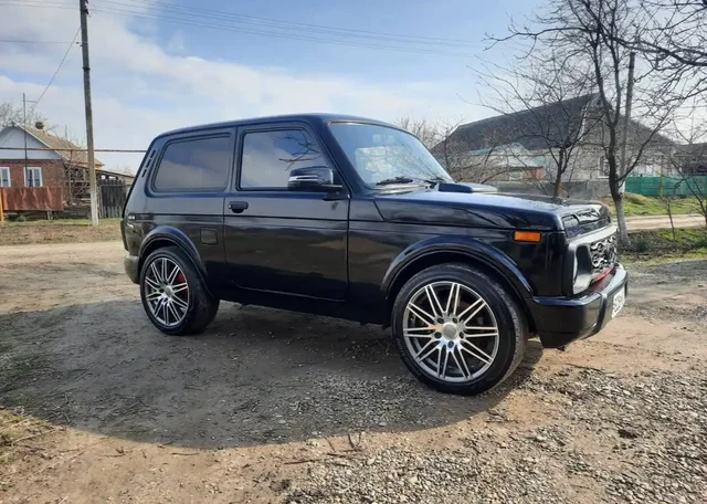 Лада 4х4 2121 Нива 2000г. - Авто в Казань