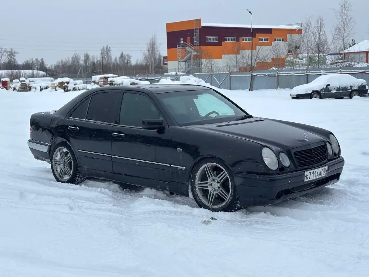Продажа Мерседес (Очкарик) 2.8 V6 - Авто в Екатеринбург