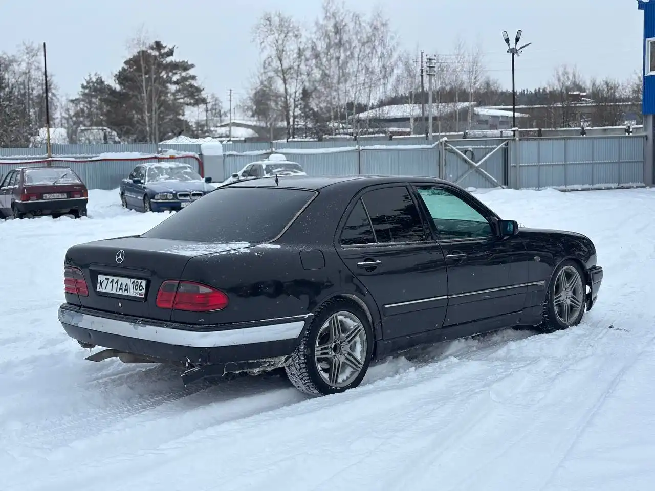 Продажа Мерседес (Очкарик) 2.8 V6 - Авто в Екатеринбург
