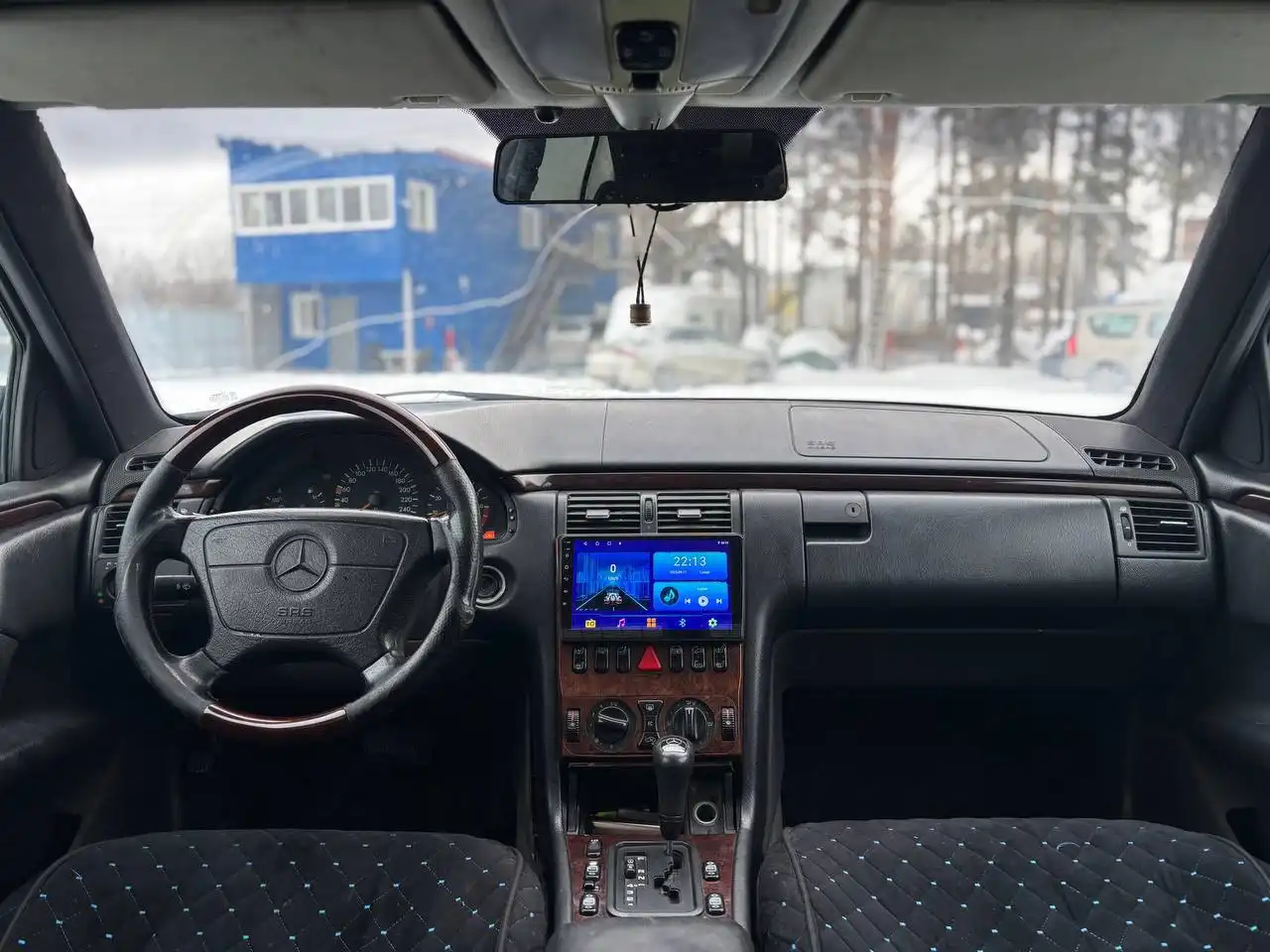 Продажа Мерседес (Очкарик) 2.8 V6 - Авто в Екатеринбург