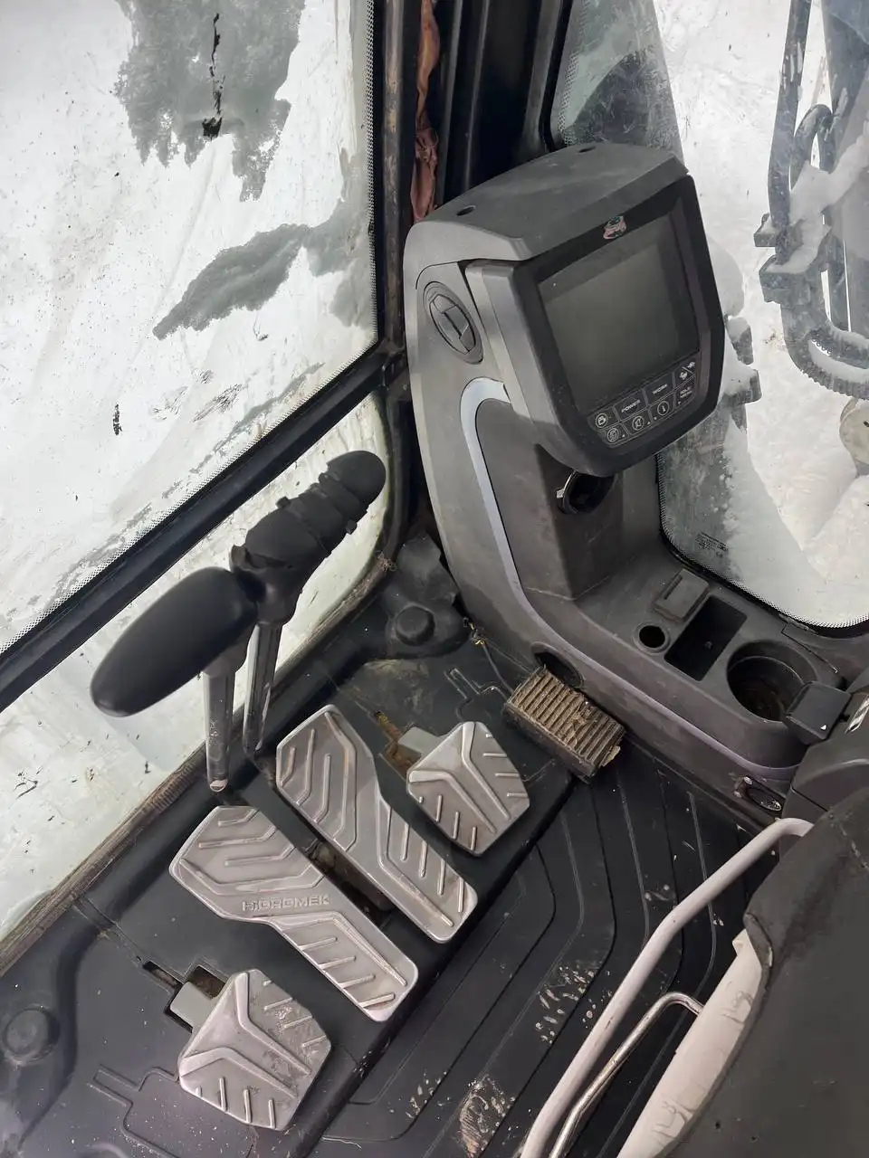 Гусеничный экскаватор Hidromek HMK 230 LC 2013 года - Строительная техника (Запчасти) в Подольск