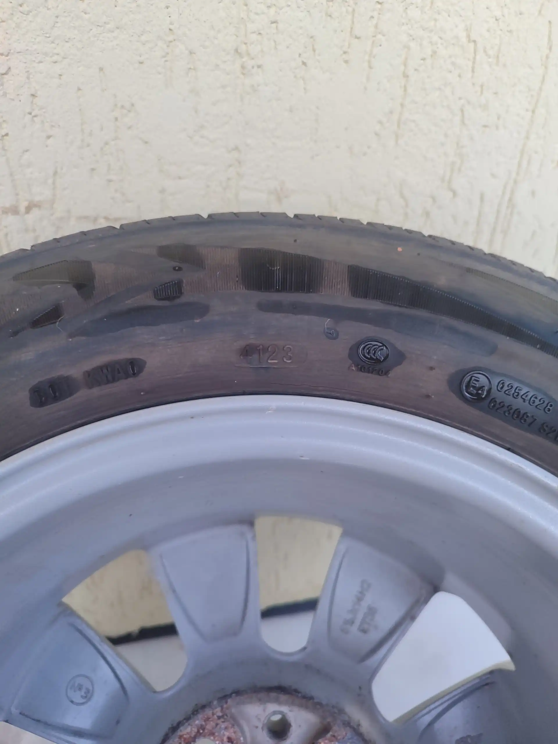 Резина лето 175/65/14 разболтовка ВАЗ - Шины и диски (Авто) в Неизвестно