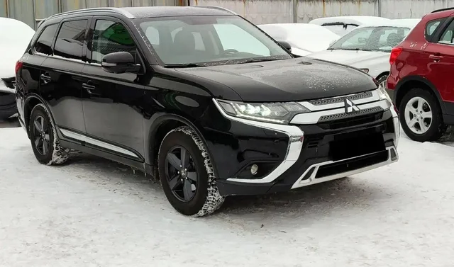 Продажа Mitsubishi Outlander 2020 года - Внедорожники в Казань