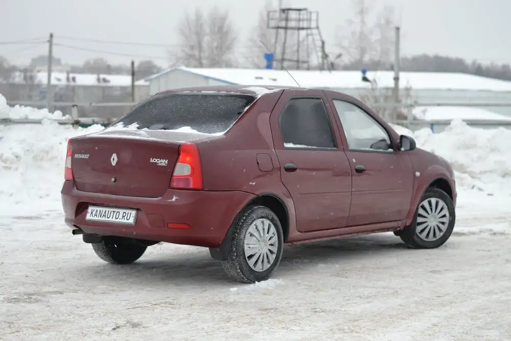 Renault Logan 2012 года в отличном состоянии - Легковые автомобили (Авто) в Канаш