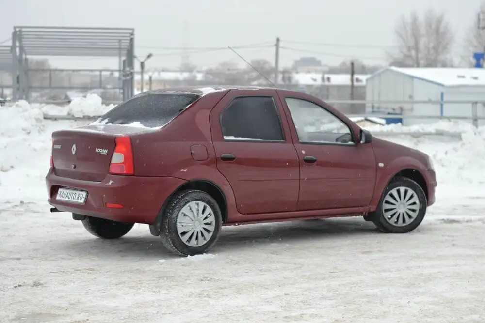 Renault Logan 2012 года в отличном состоянии - Легковые автомобили (Авто) в Канаш