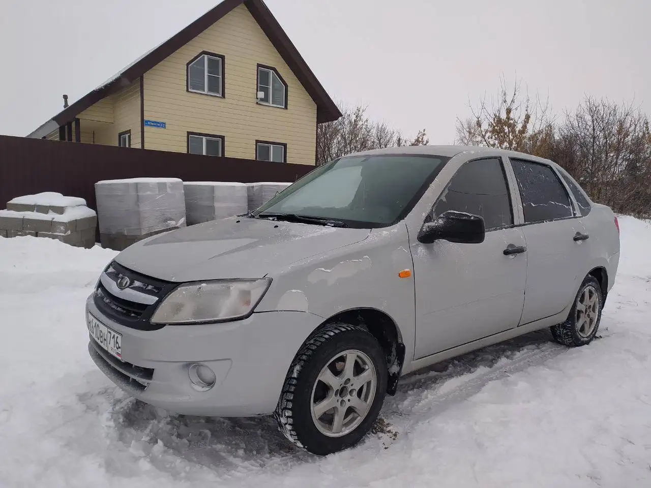Продажа Lada Granta 2012 года в идеальном состоянии - Легковые автомобили (Авто) в Казань