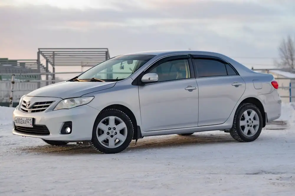 Toyota Corolla 2011 года, автомат, 1.6 - Легковые автомобили (Авто) в Канаш