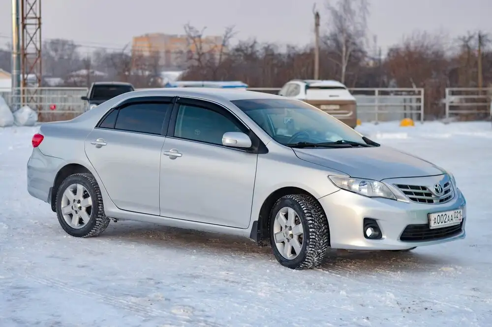 Toyota Corolla 2011 года, автомат, 1.6 - Легковые автомобили (Авто) в Канаш