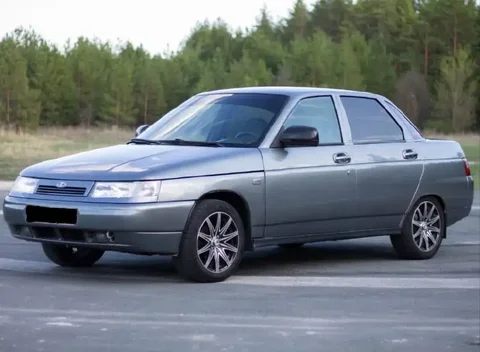 Куплю ВАЗ 2110/2112 в хорошем состоянии - Грузовики в Казань