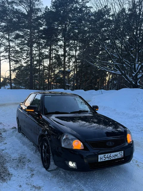 Продам Ладу Приору 2011 года цвета Космос - частное объявление в Звенигово