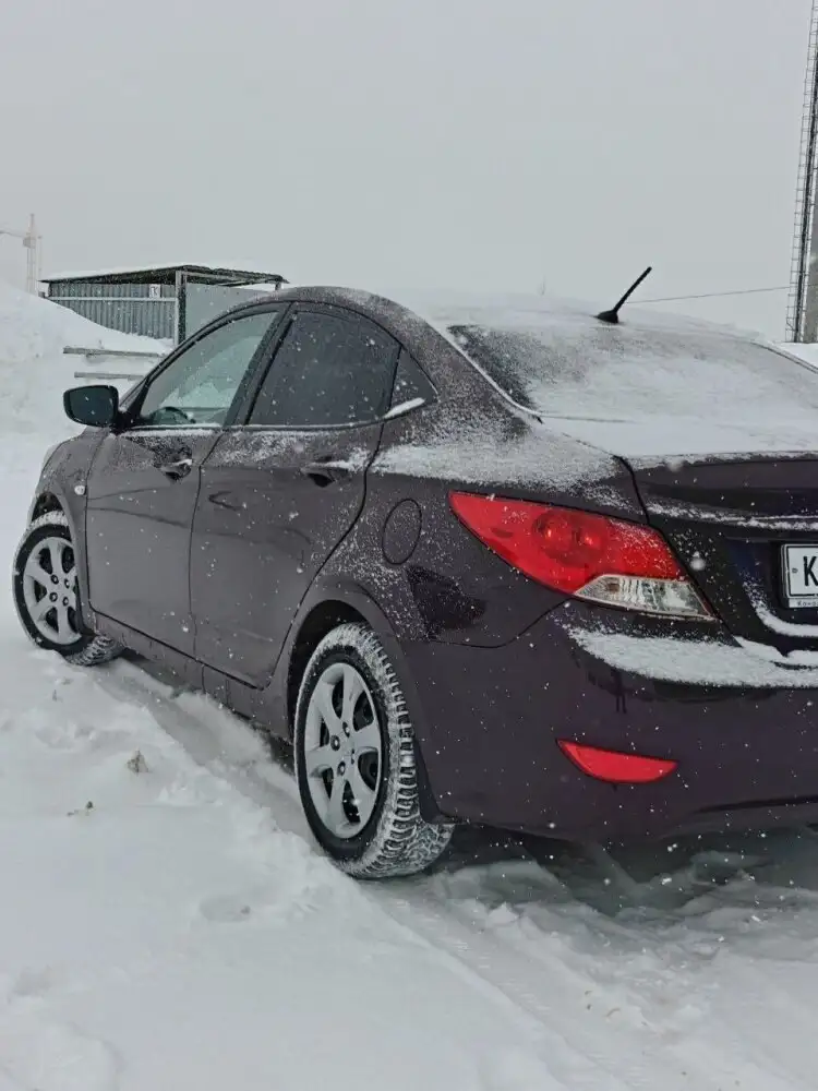 Hyundai Solaris 2011 г.в. в Канаше - Легковые автомобили (Авто) в Канаш