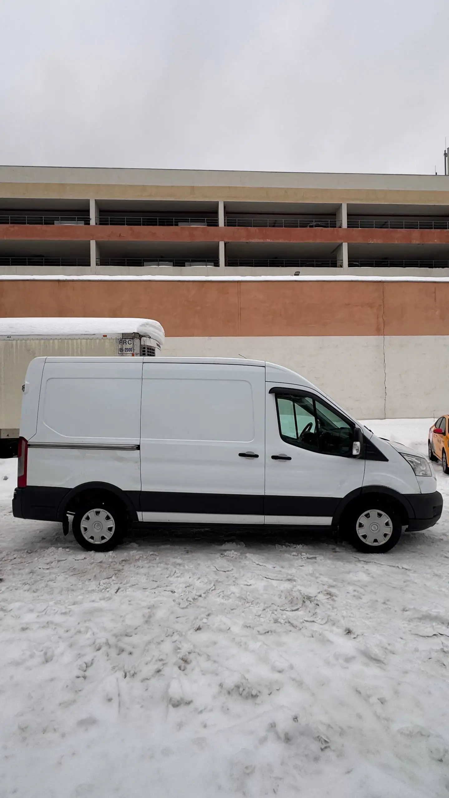 Ford Transit 2016 года, 2.2 дизель, 125 л.с., 305 тыс. км пробега - Грузовики и фургоны (Авто) в Москва