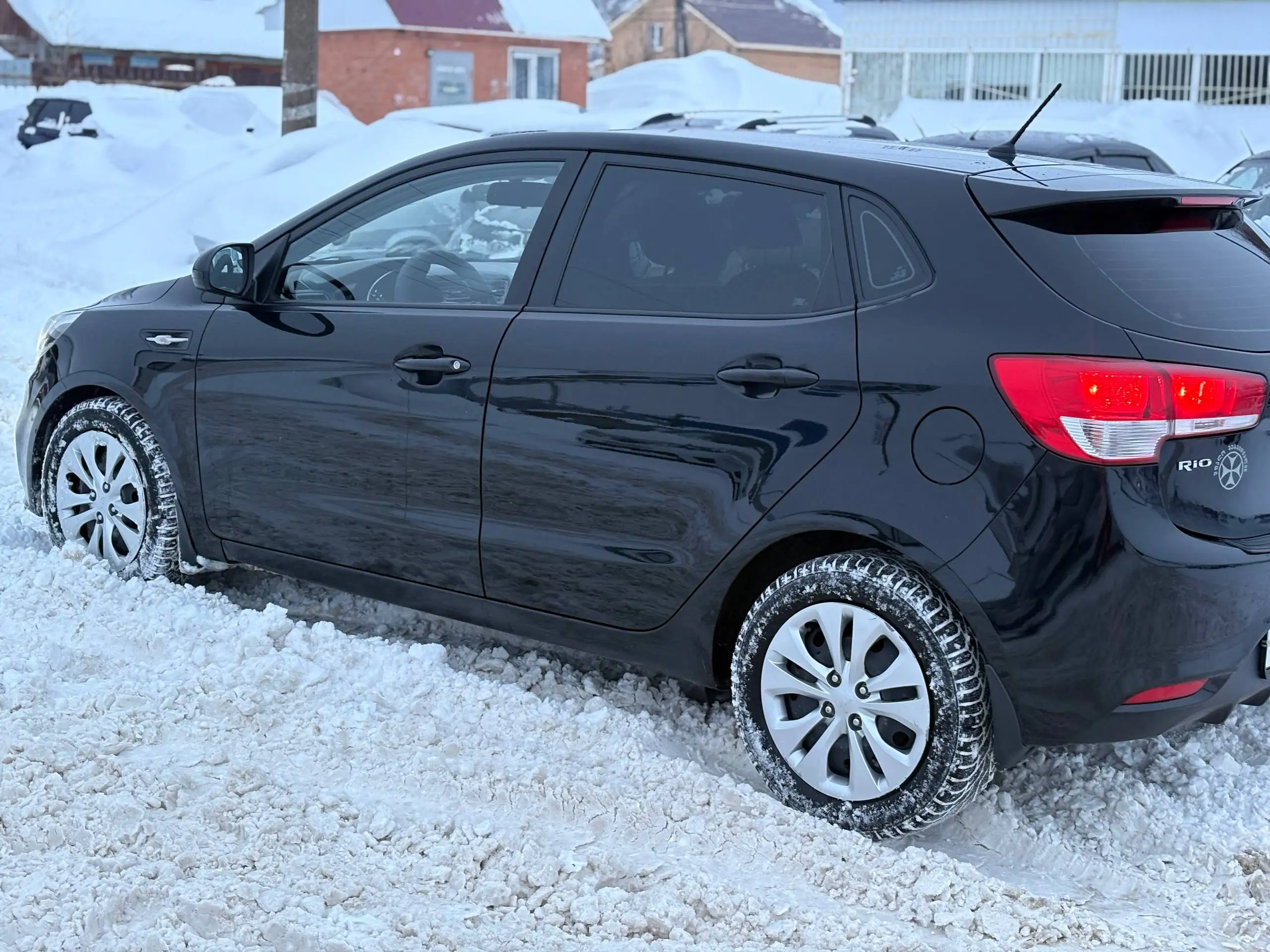 Kia Rio 2015 года в отличном состоянии - Легковые автомобили (Авто) в Канаш