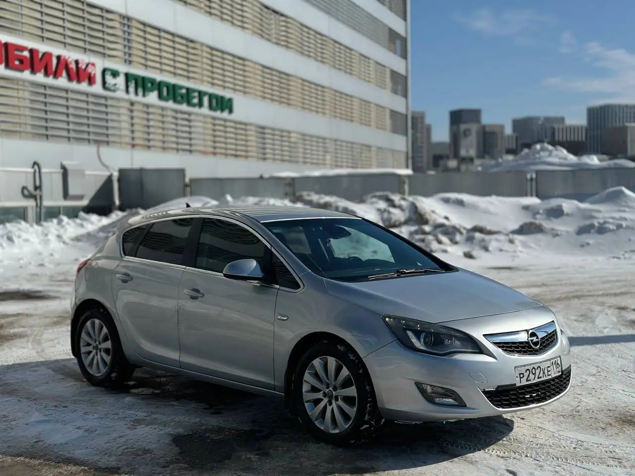 Opel Astra J 2011г 1.6AT максимальная комплектация - Легковые автомобили (Авто) в Казань