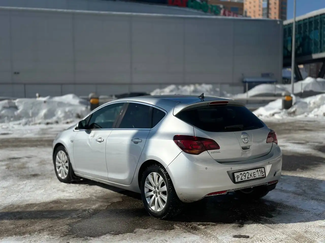 Opel Astra J 2011г 1.6AT максимальная комплектация - Легковые автомобили (Авто) в Казань