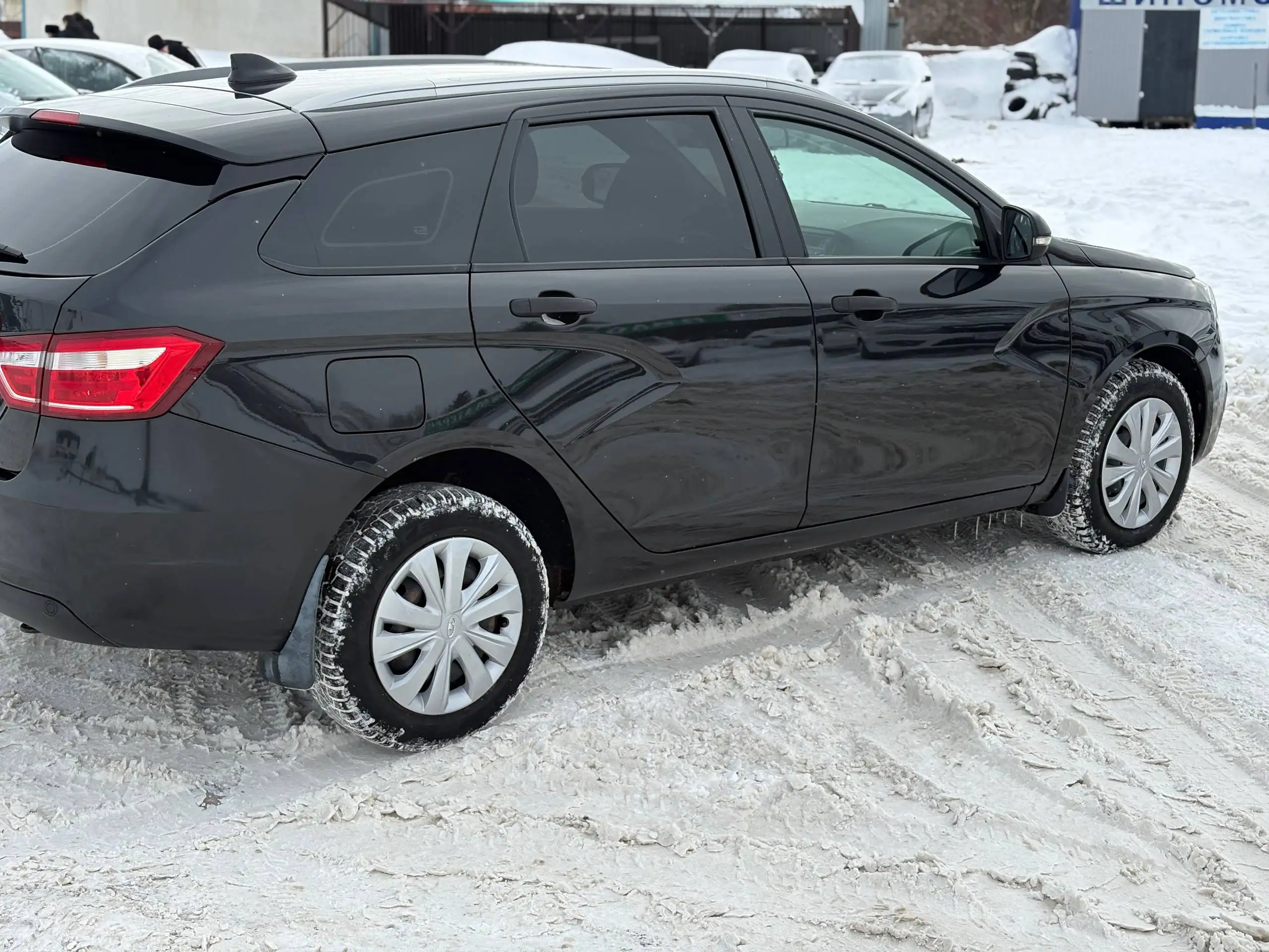 Lada Vesta 2019 года в отличном состоянии - Легковые автомобили (Авто) в Канаш