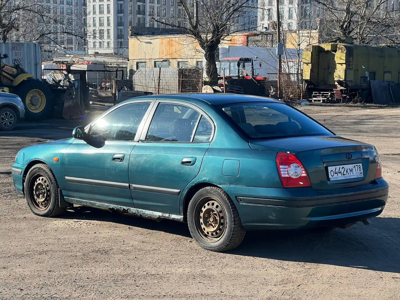 Hyundai Elantra 2004 год 1.6 АТ - Легковые автомобили (Авто) в Санкт-Петербург
