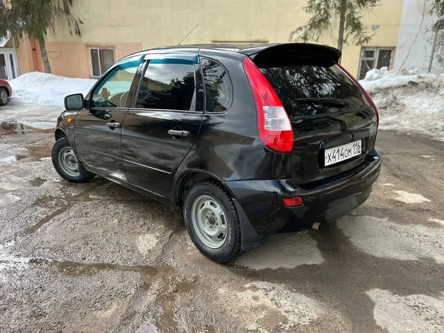 Лада Калина 2012 г.в. с кондиционером - Грузовики в Казань