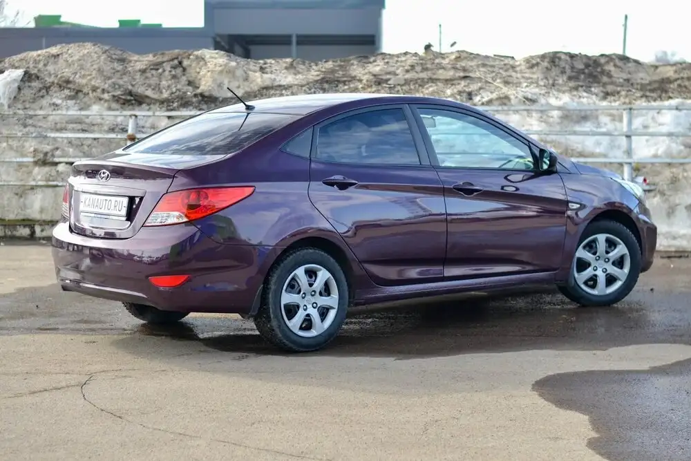Hyundai Solaris 2011 года - Авто в Канаш