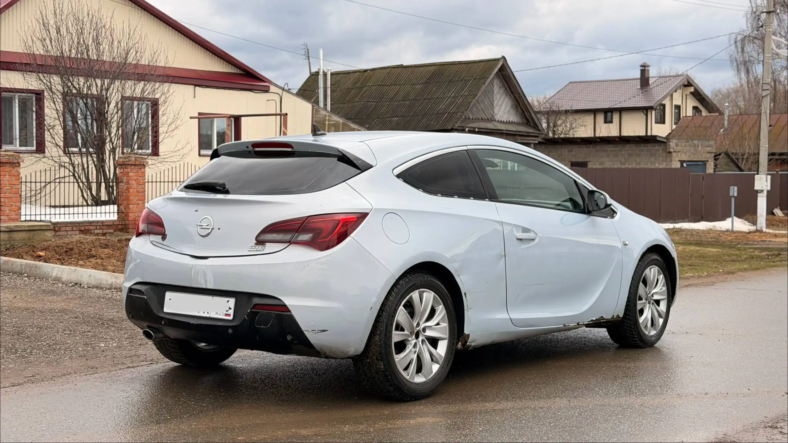 Opel Astra 1.6 TURBO 180лс 2011 года - Авто в Алексеевское