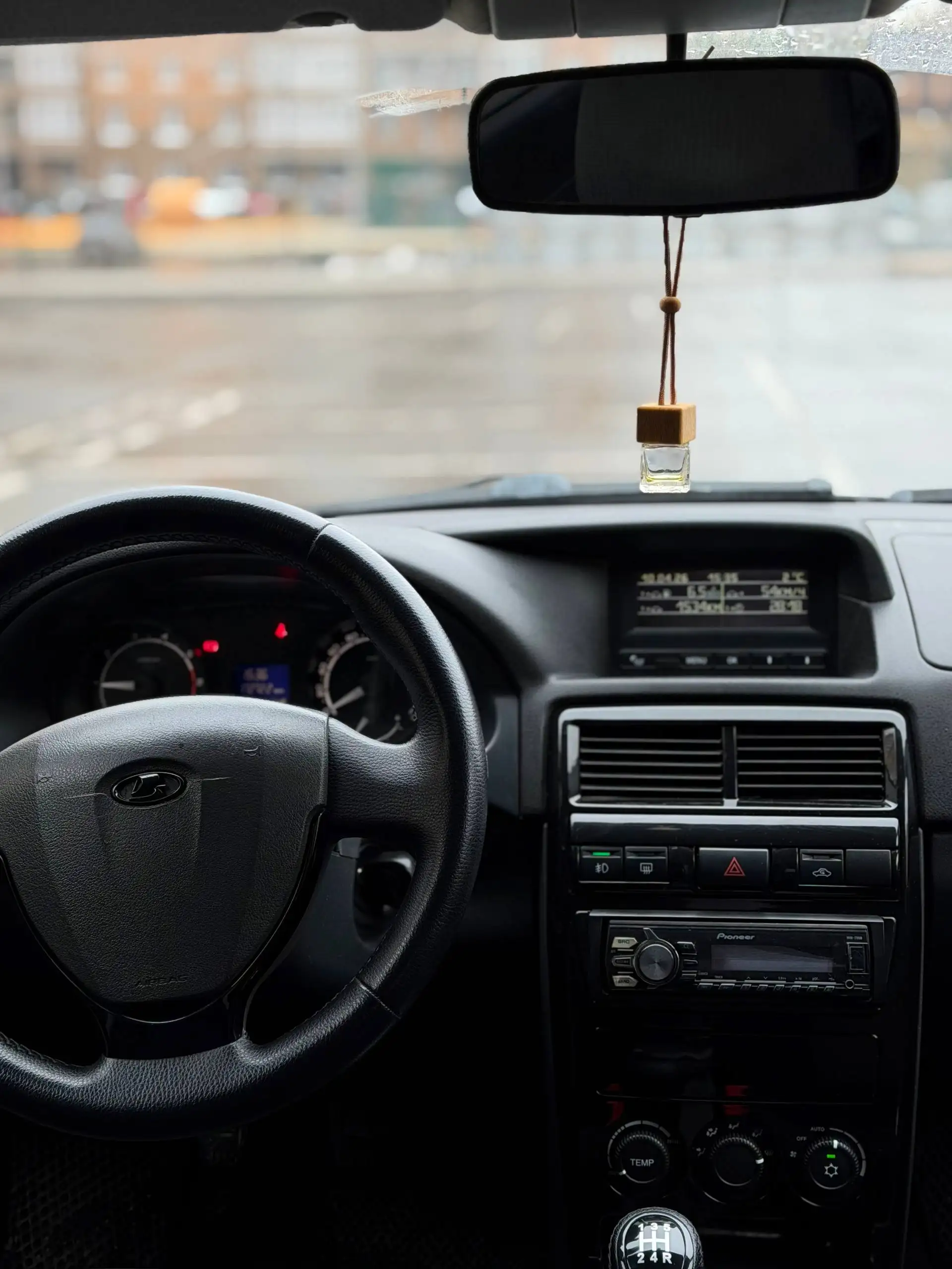 Продам Lada Priora 2 2014 года - Авто в Казань