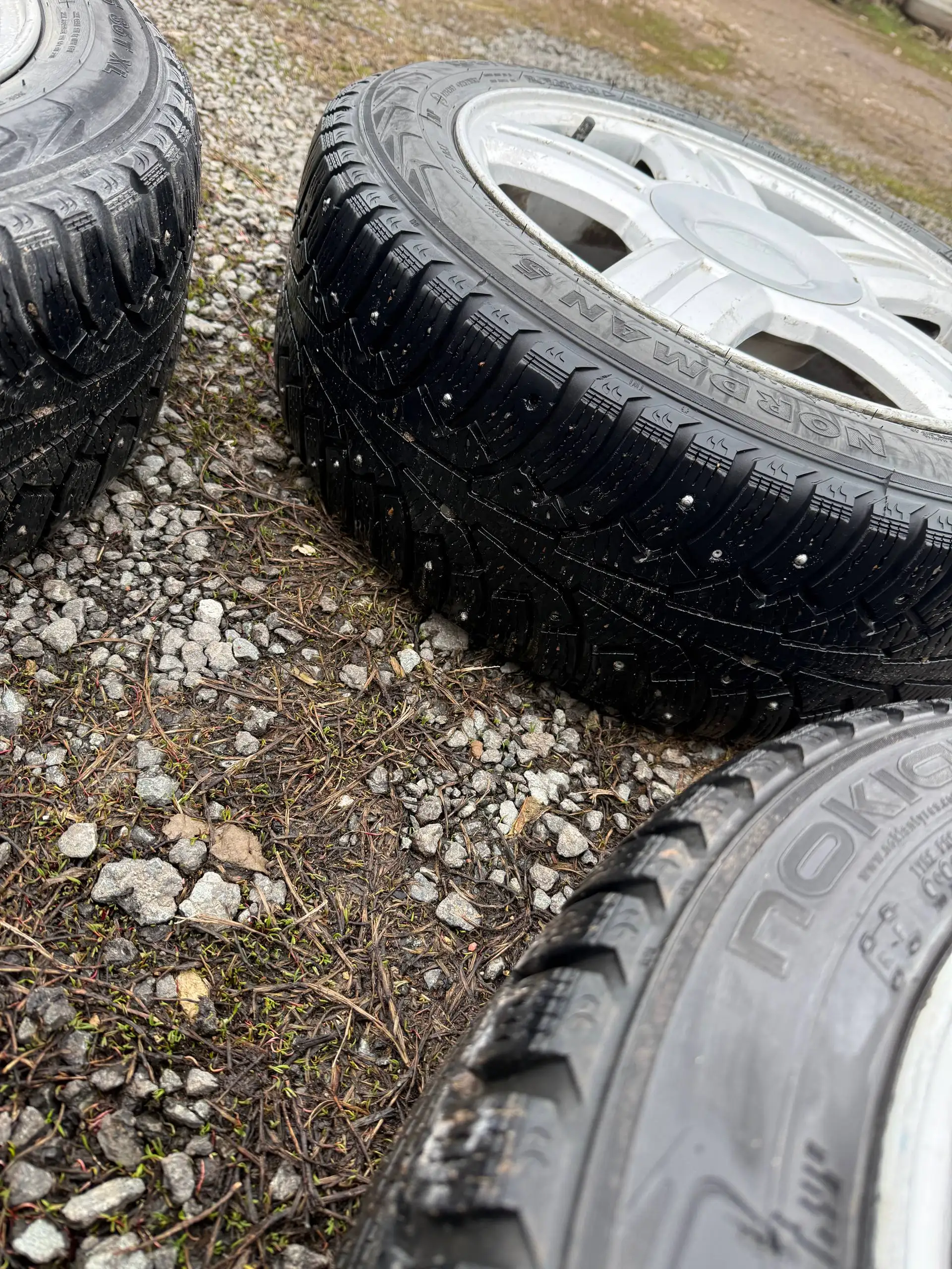 Продажа автомобильных колес и дисков в Казани - Колеса и диски (Запчасти) в Казань