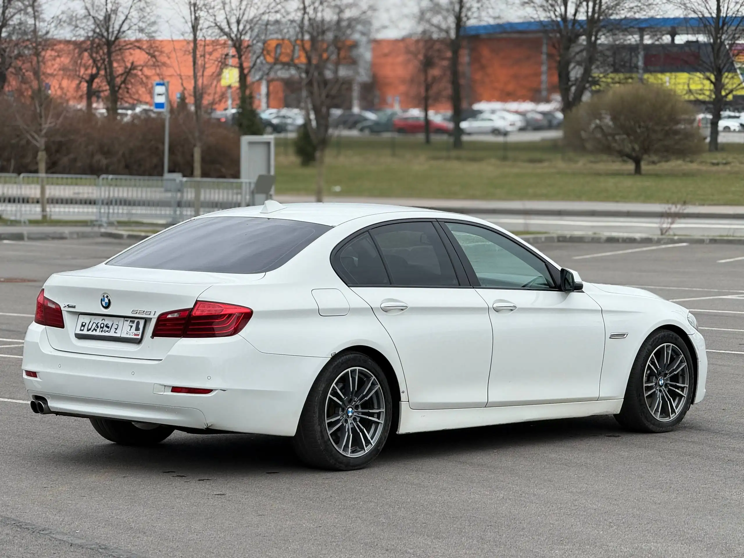 Продажа BMW 528I 2013 года - Авто в Санкт-Петербург