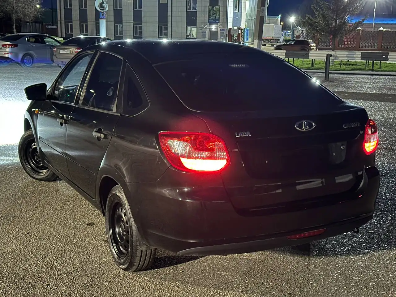 Lada Granta лифтбэк 2014 - Легковые автомобили (Авто) в Буинск