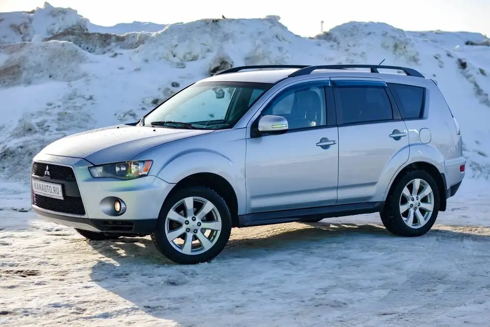 Mitsubishi Outlander 2010 г. в кредит - Легковые автомобили (Авто) в Канаш