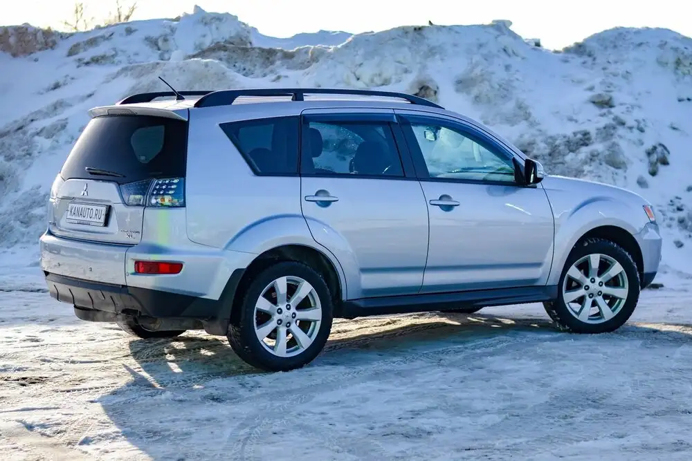 Mitsubishi Outlander 2010 г. в кредит - Легковые автомобили (Авто) в Канаш