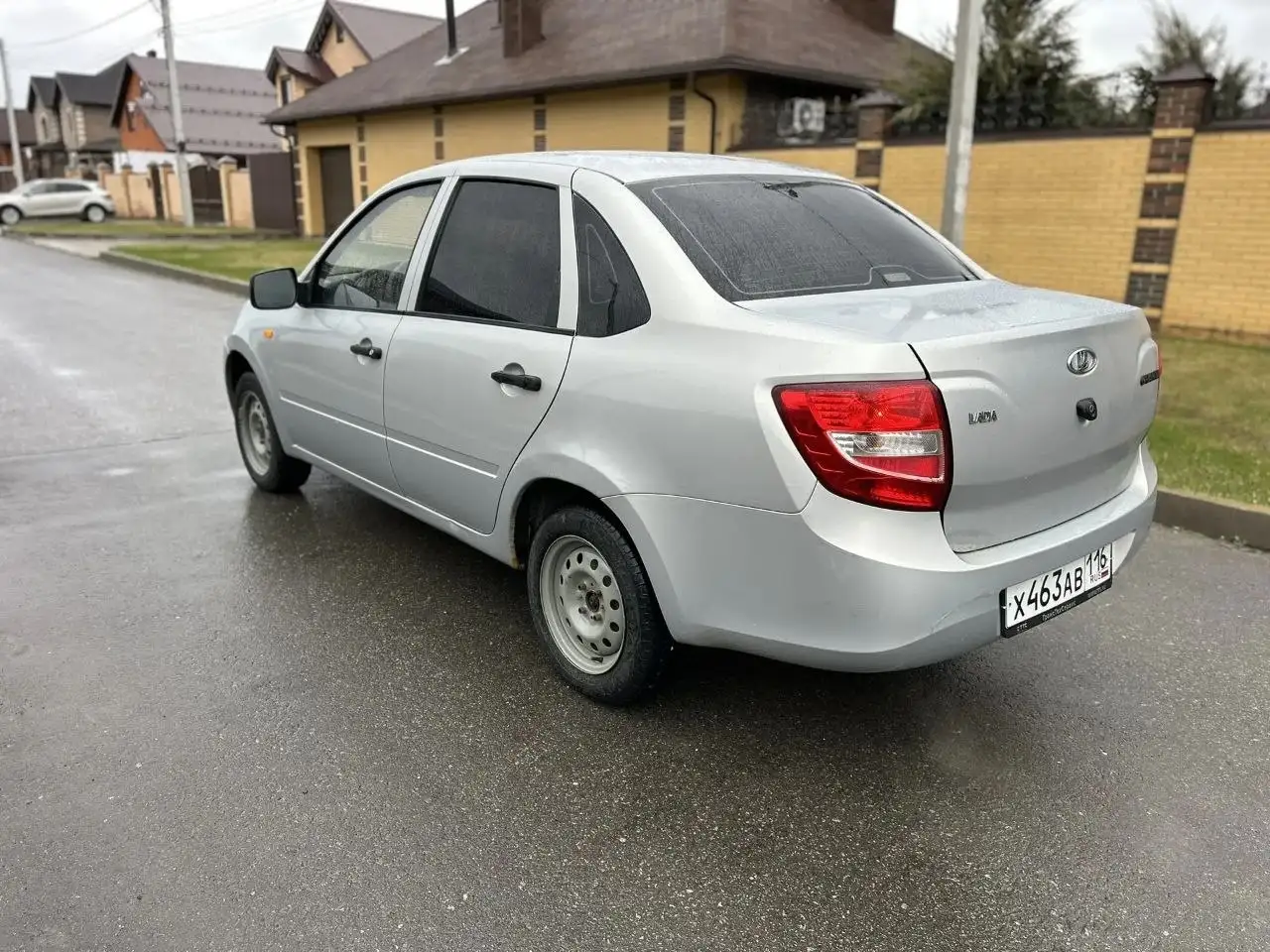 Автомобиль ВАЗ 2015 года - Авто в Казань