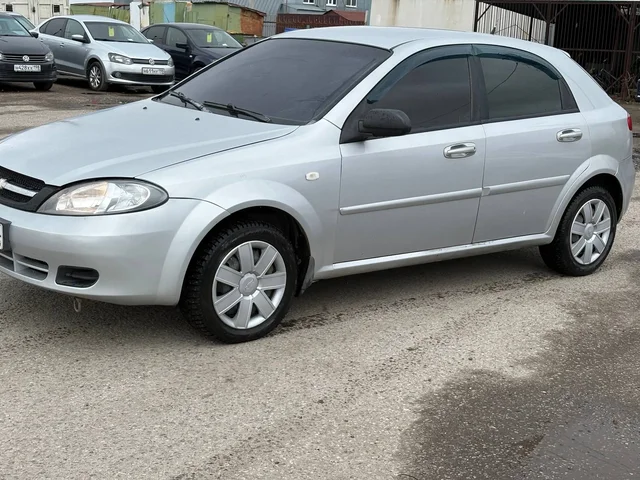 Chevrolet Lacetti 2007 в кредит - Микроавтобусы в Канаш