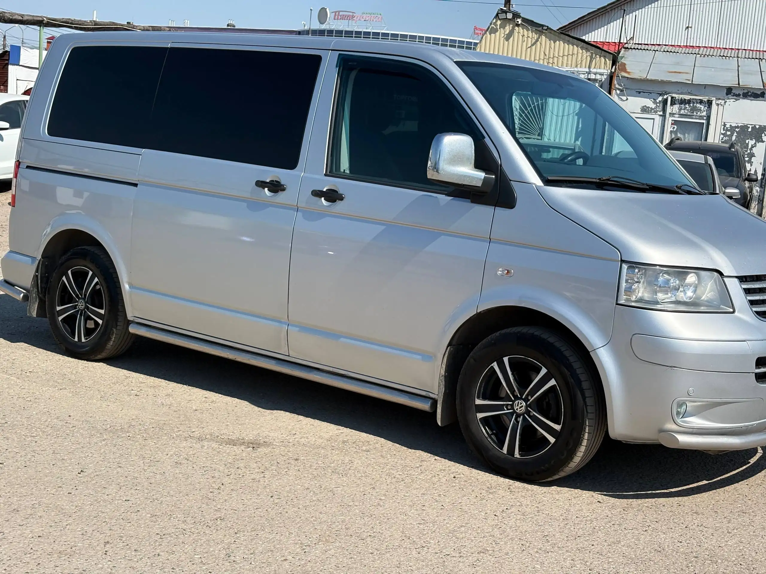 Volkswagen Multivan 2008 - Микроавтобусы (Авто) в Канаш