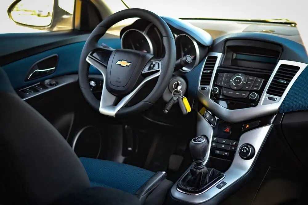Chevrolet Cruze 2011 - Легковые автомобили (Авто) в Канаш