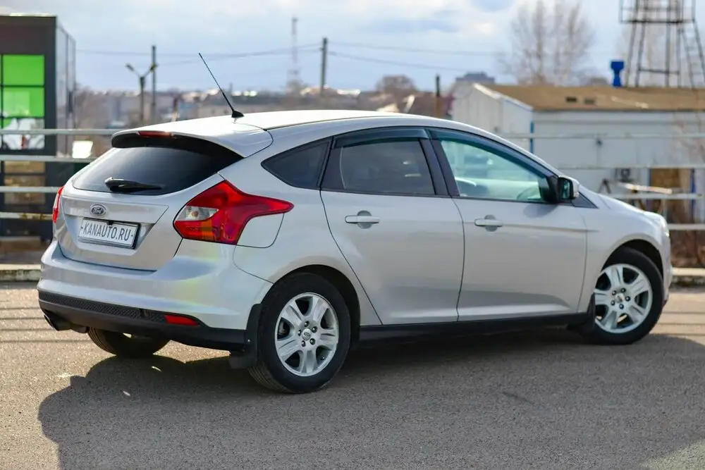 Ford Focus III 2011 - Легковые автомобили (Авто) в Канаш