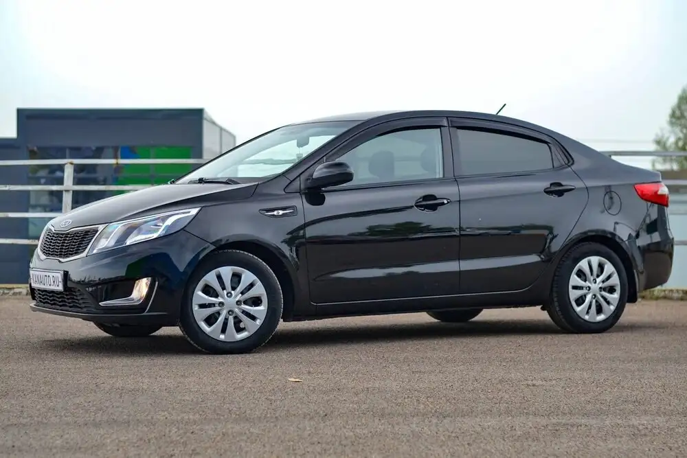 Kia Rio 2012 в кредит и за наличные - Легковые автомобили (Авто) в Канаш