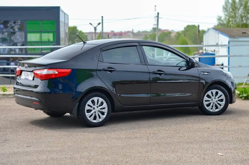 Kia Rio 2012 в кредит и за наличные - Легковые автомобили (Авто) в Канаш