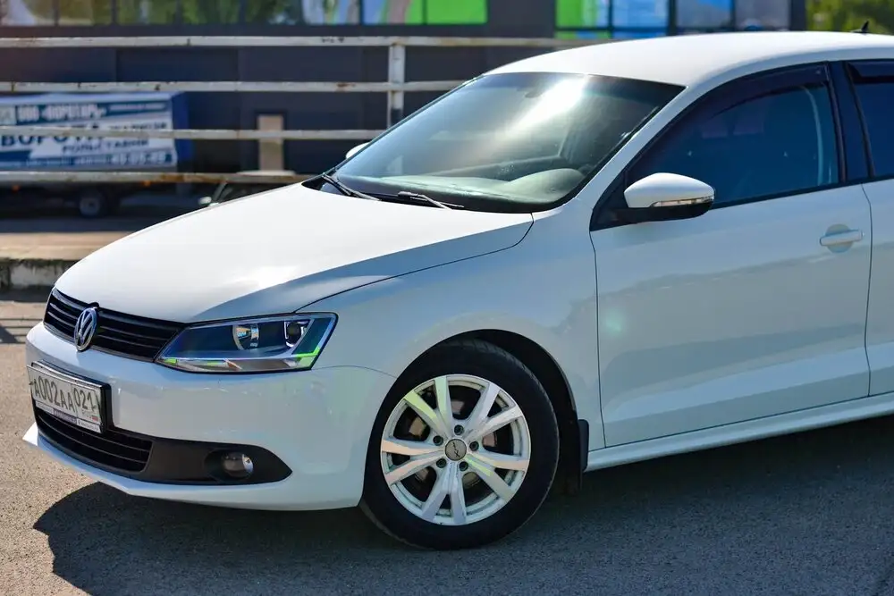 Volkswagen Jetta 2012 года - Легковые автомобили (Авто) в Канаш