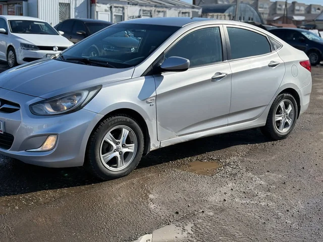 Hyundai Solaris 2013 в кредит - Авто в Канаш
