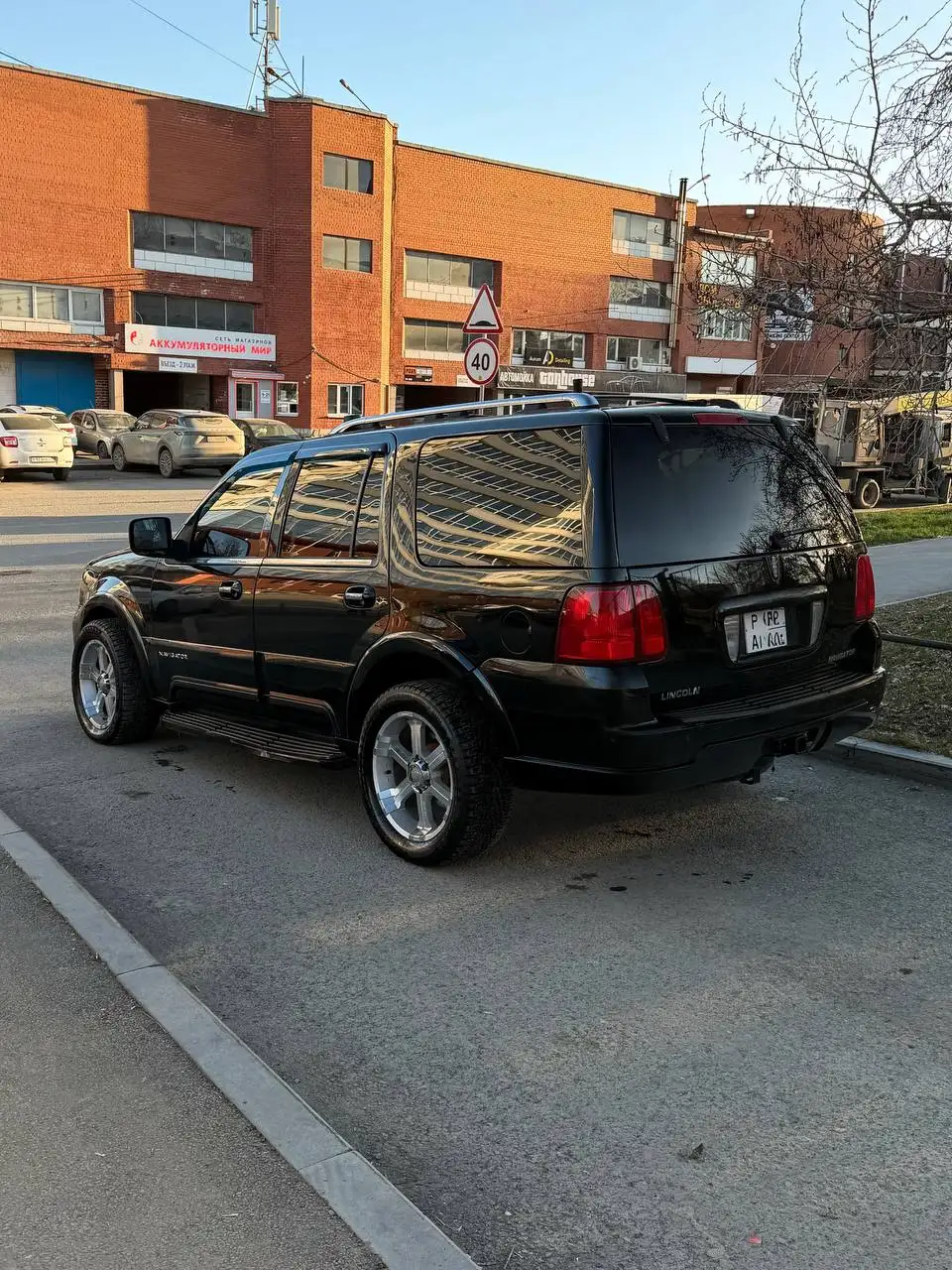 Lincoln Navigator - Продажа - Внедорожники (Авто) в Екатеринбург