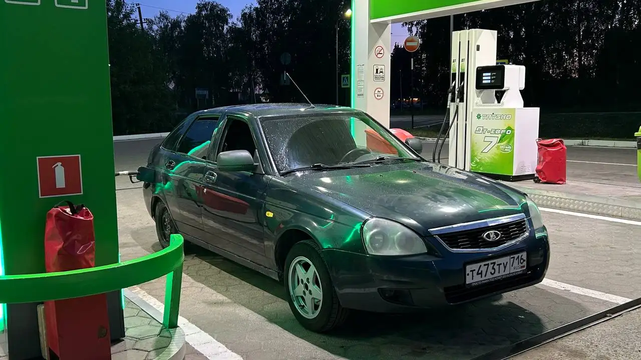 Приора 2013 года в хорошем состоянии - Легковые автомобили (Авто) в Казань