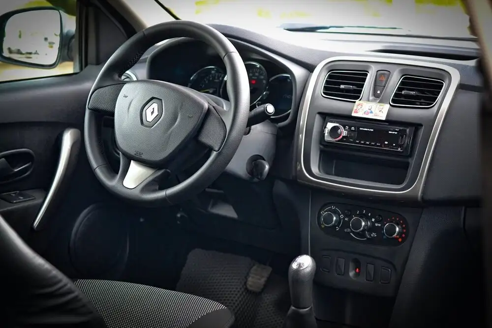 Renault Logan 2015 в отличном состоянии - Авто в Канаш