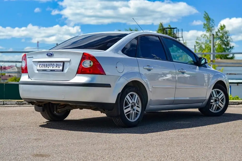 Ford Focus II 2006 1.6 MT - Легковые автомобили (Авто) в Канаш