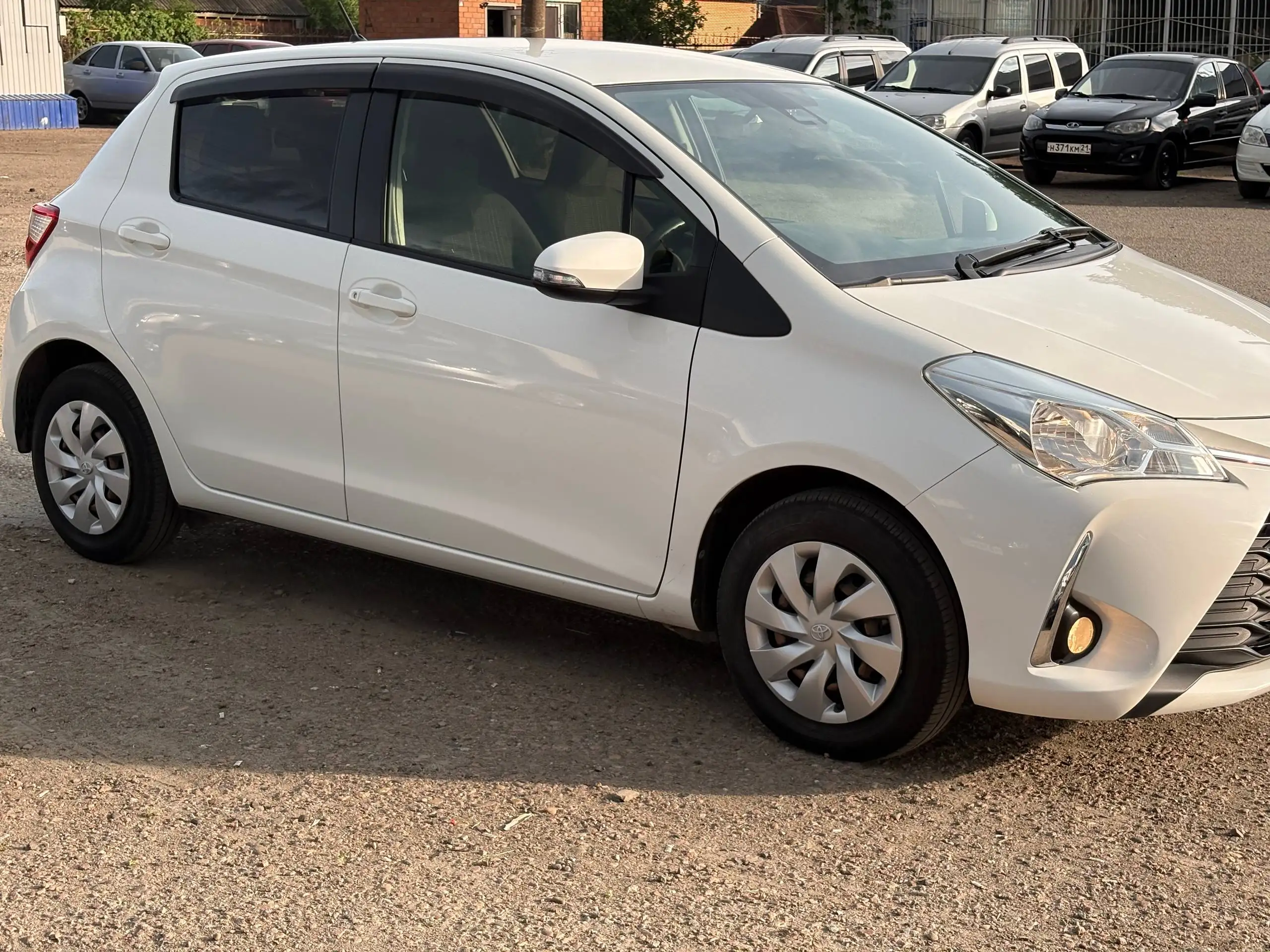 Toyota Vitz 2018 в кредит 25 тыс/мес - Легковые автомобили (Авто) в Канаш