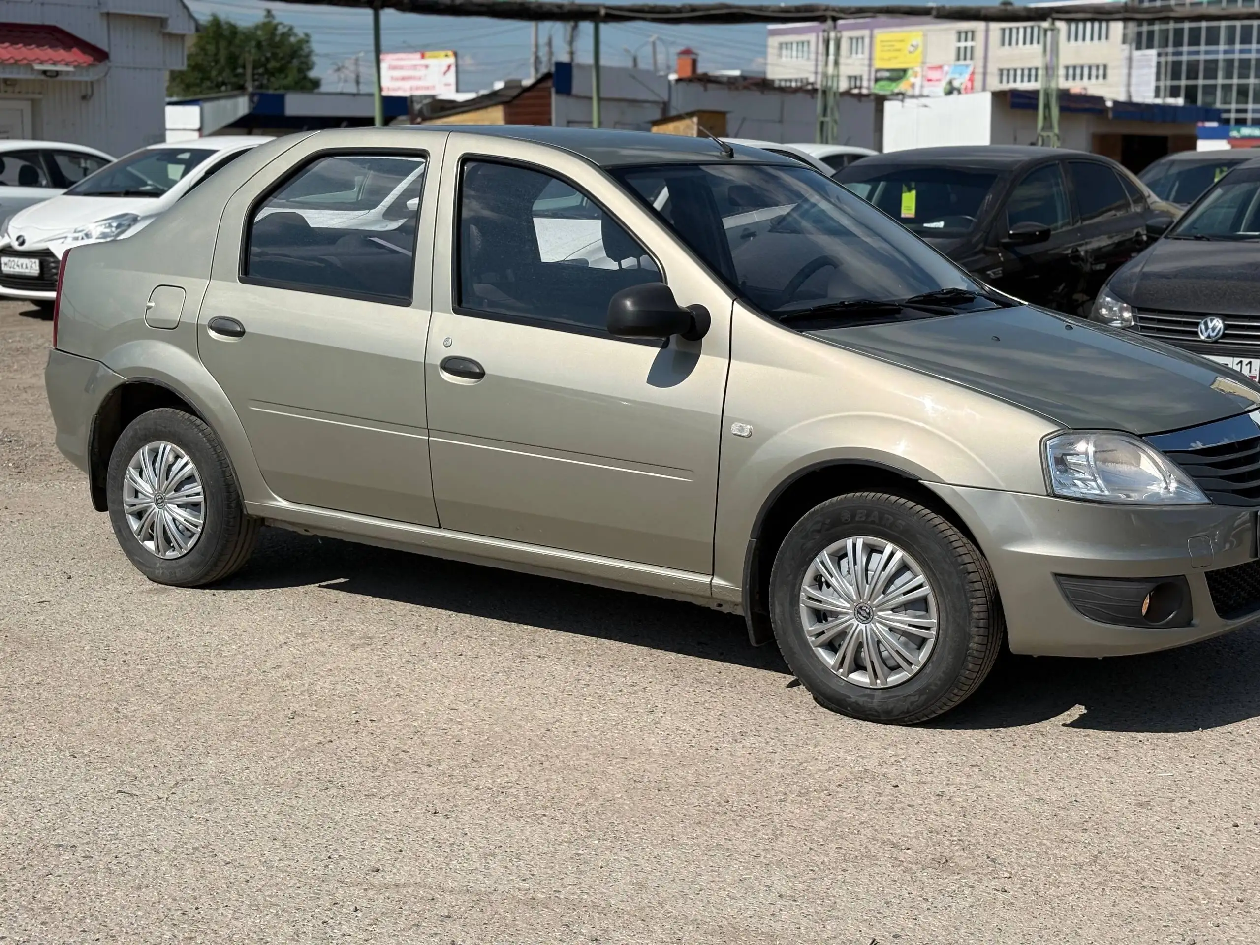 Renault Logan 2011 в отличном состоянии - Легковые автомобили (Авто) в Канаш