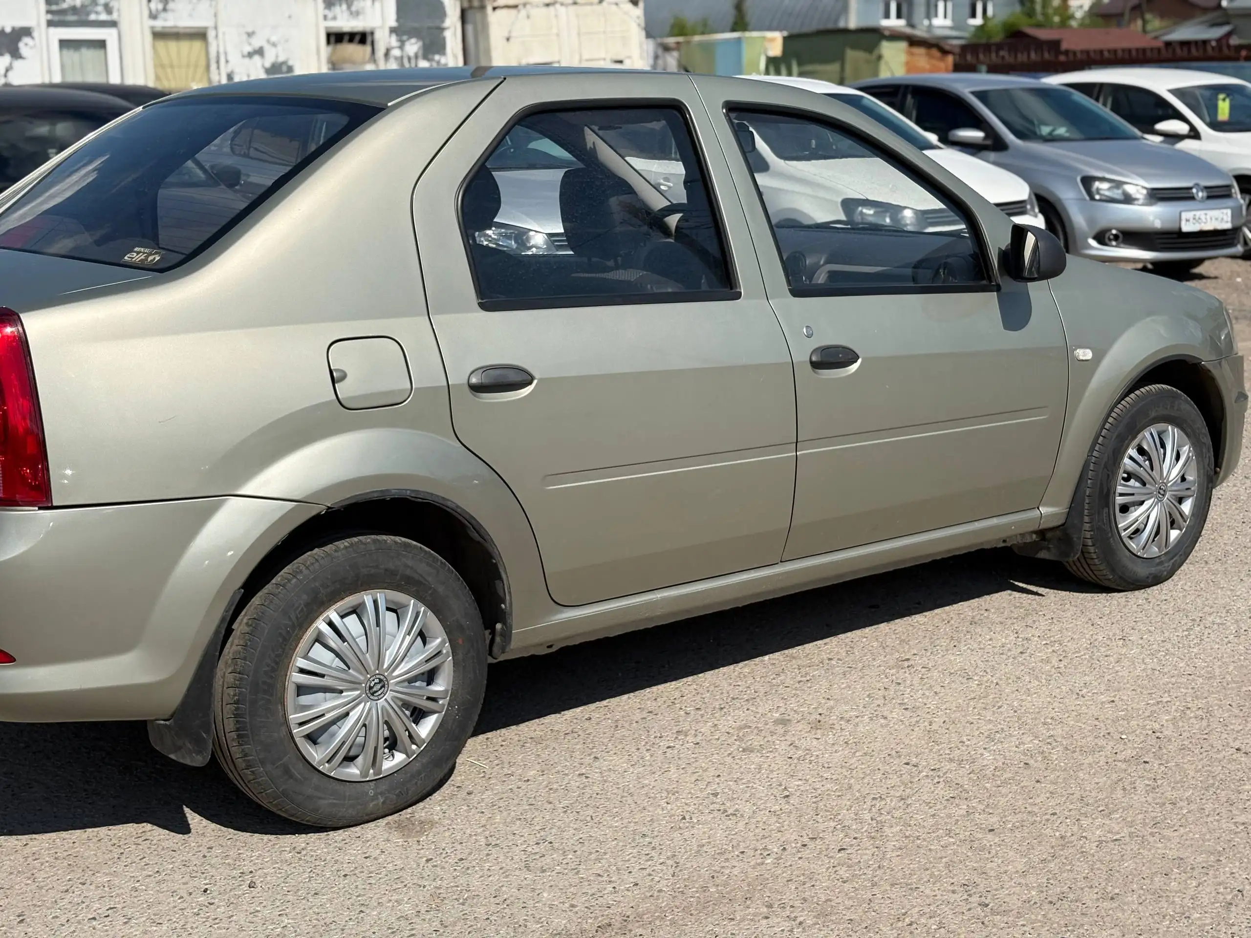 Renault Logan 2011 в отличном состоянии - Легковые автомобили (Авто) в Канаш