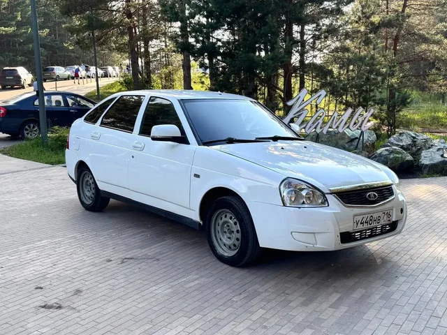 Продажа Lada Priora 2009 г. - Скутеры и мотоциклы в Набережные Челны